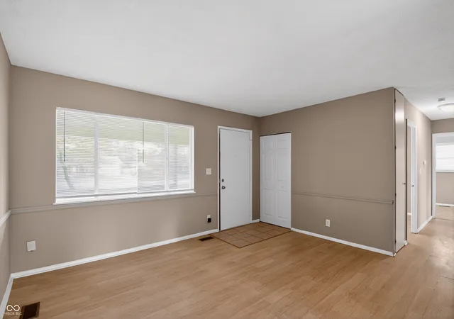 Photo 3 of Single family home for sale at 3908 N Mitthoefer Rd, Indianapolis, IN 46235 | MLS# 22099005 | Listing updated on 2026-10-07
