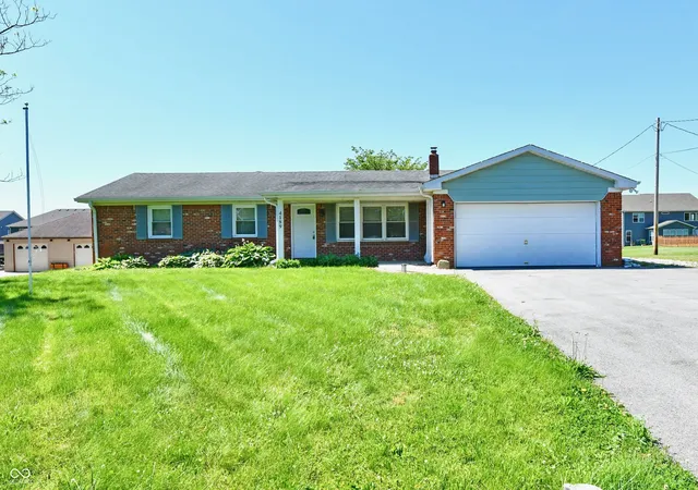 Photo 3 of Single family home for sale at 4189 E County Rd 100 N, Avon, IN 46123 | MLS# 22099131 | Listing updated on 2026-09-13