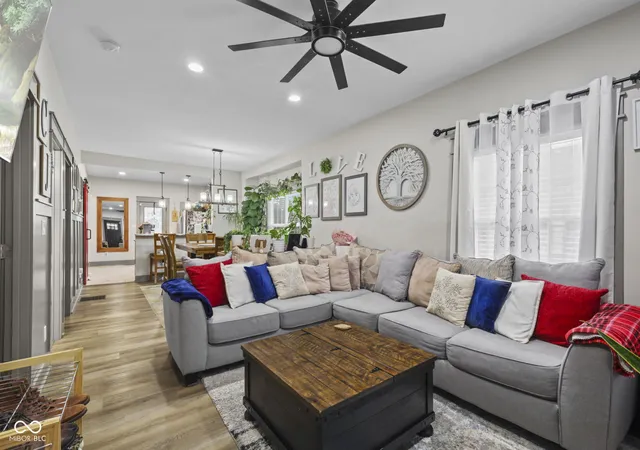 Photo 3 of Single family home for sale at 3058 Newton Ave, Indianapolis, IN 46201 | MLS# 22099412 | Listing updated on 2026-10-06