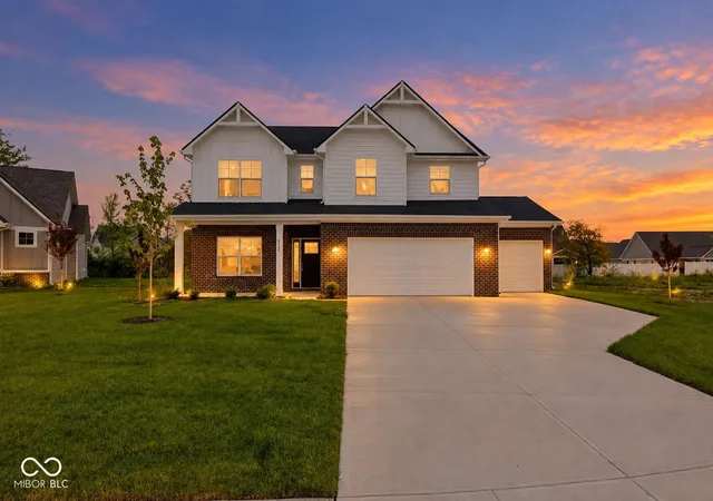 Single family home for sale at 4724 White Willow Way, New Palestine, IN 46163 | MLS# 22099650