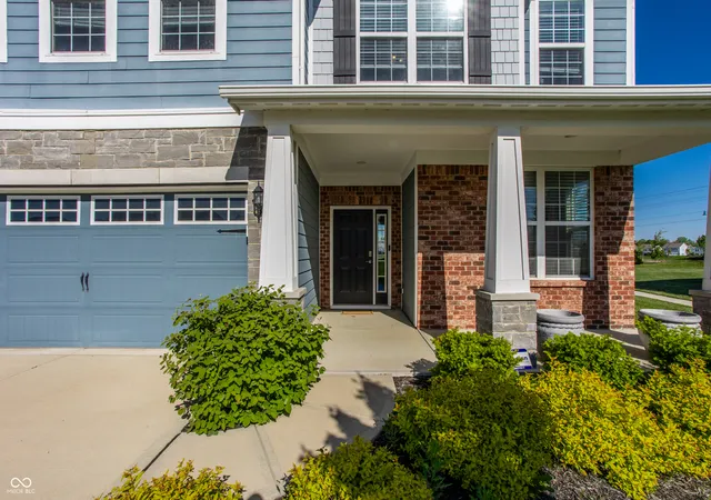 Photo 3 of Single family home for sale at 13514 Lamb Dr, Fishers, IN 46037 | MLS# 22100141 | Listing updated on 2026-09-14