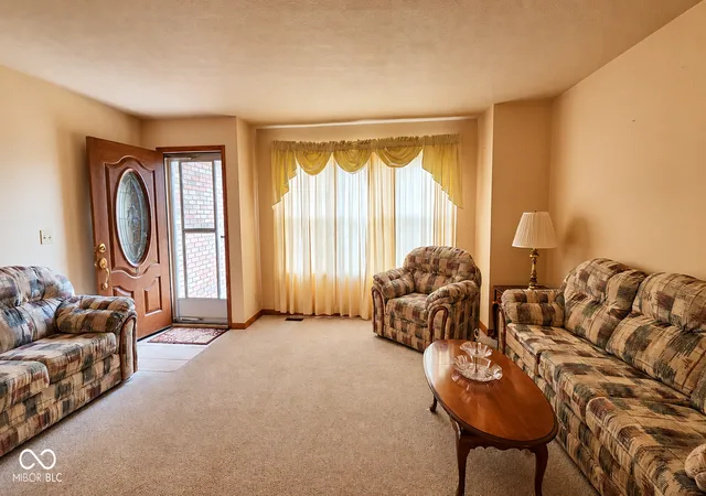 Photo 3 of Single family home for sale at 210 Bishop Dr, Seymour, IN 47274 | MLS# 22100386 | Listing updated on 2026-09-11