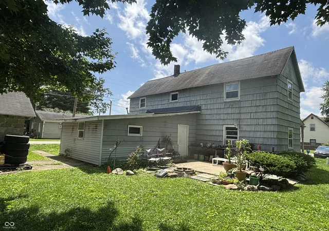 Photo 2 of Multi family home for sale at 1225 S 25th Street, Elwood, IN 46036 | MLS# 22100629 | Listing updated on 2026-09-24