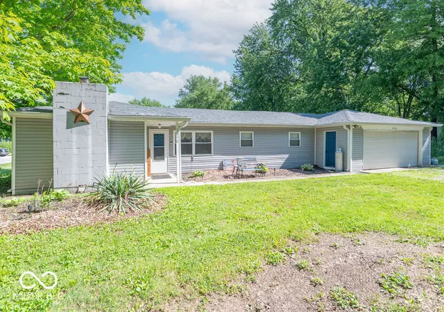 Photo 2 of Sale Pending at 5850 E Lambert Ln, Camby, IN 46113 | MLS# 22100817 | Listing updated on 2026-09-11