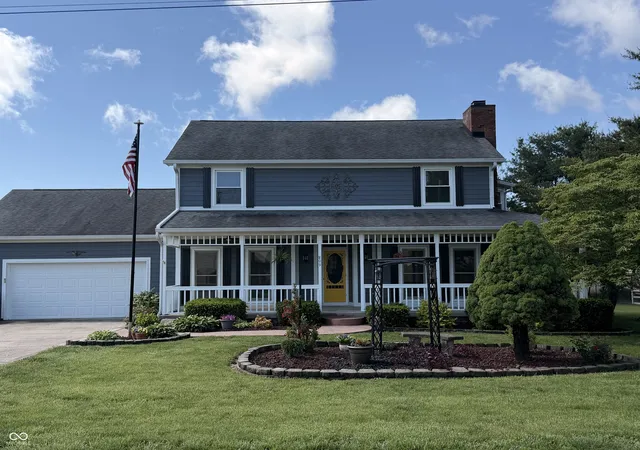 Photo 1 of Single family home for sale at 809 W Pearl St, Trafalgar, IN 46181 | MLS# 22101051 | Listing updated on 2026-09-15