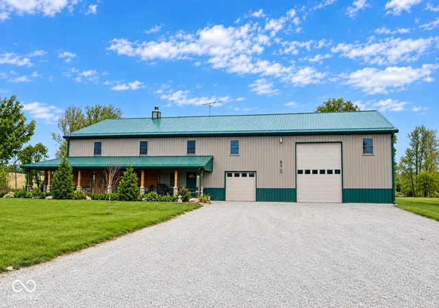 Photo 2 of Single family home for sale at 3824 E County Rd 750 S, Connersville, IN 47331 | MLS# 22101239 | Listing updated on 2026-09-10