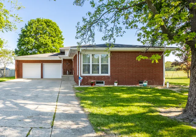 Photo 2 of Single family home for sale at 8868 E State Rd 234, Wilkinson, IN 46186 | MLS# 22101969 | Listing updated on 2026-09-14