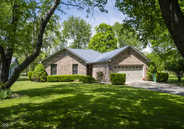 Single family home for sale at 93 Gettysburg Dr, Coatesville, IN 46121 | MLS# 22102165