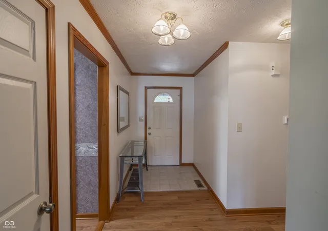 Photo 3 of Single family home for sale at 93 Gettysburg Dr, Coatesville, IN 46121 | MLS# 22102165 | Listing updated on 2026-09-22