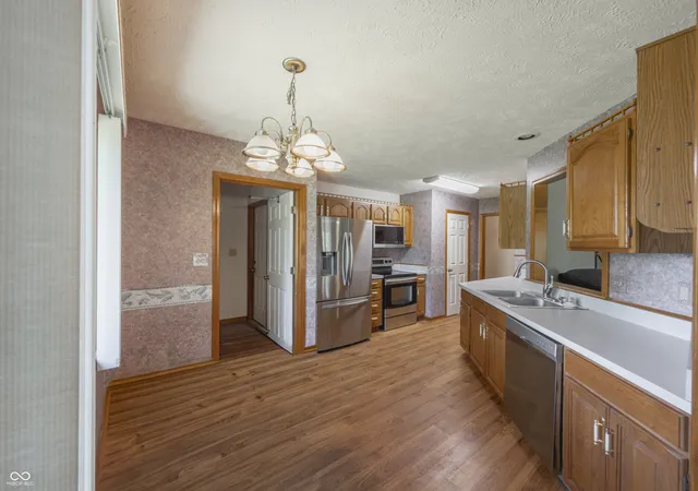 Photo 3 of Single family home for sale at 93 Gettysburg Dr, Coatesville, IN 46121 | MLS# 22102165 | Listing updated on 2026-10-07