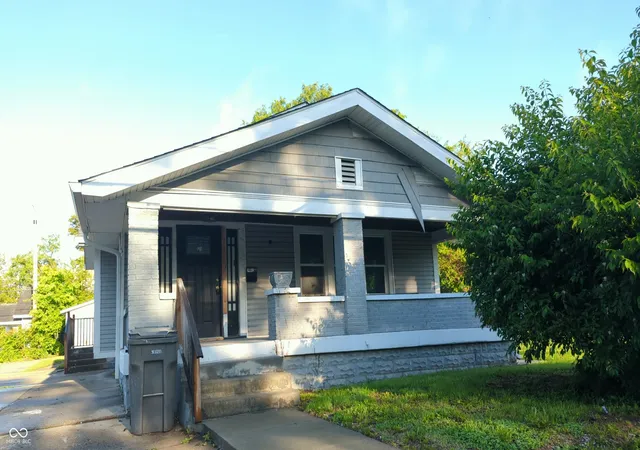 Photo 1 of Sale Pending at 2606 N Harding St, Indianapolis, IN 46208 | MLS# 22102308 | Listing updated on 2026-10-18