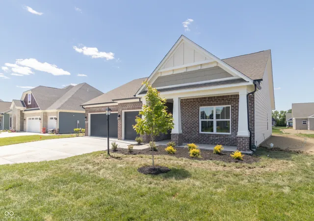 Photo 3 of Sale Pending at 3594 S Setting Sun Ln, New Palestine, IN 46163 | MLS# 22102389 | Listing updated on 2026-09-15