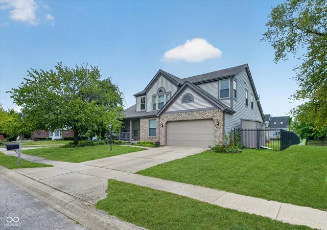 Photo 3 of Sale Pending at 8625 Douglaston Ct, Indianapolis, IN 46234 | MLS# 22102571 | Listing updated on 2026-10-02