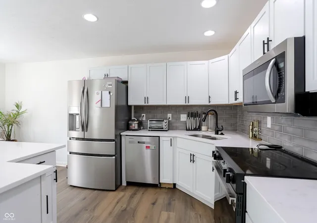 Photo 4 of Condo for sale at 543 Crawford Dr, Westfield, IN 46074 | MLS# 22102586 | Listing updated on 2026-09-24