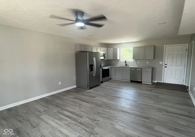 Photo 2 of Single family home for sale at 3955 Squire Lakes Dr, North Vernon, IN 47265 | MLS# 22102841 | Listing updated on 2026-09-21