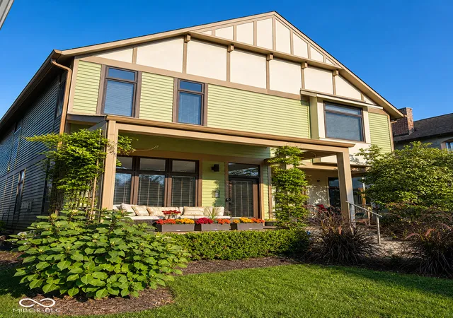 Photo 1 of Single family home for sale at 2132 N Pennsylvania St, Indianapolis, IN 46202 | MLS# 22103392 | Listing updated on 2026-10-08