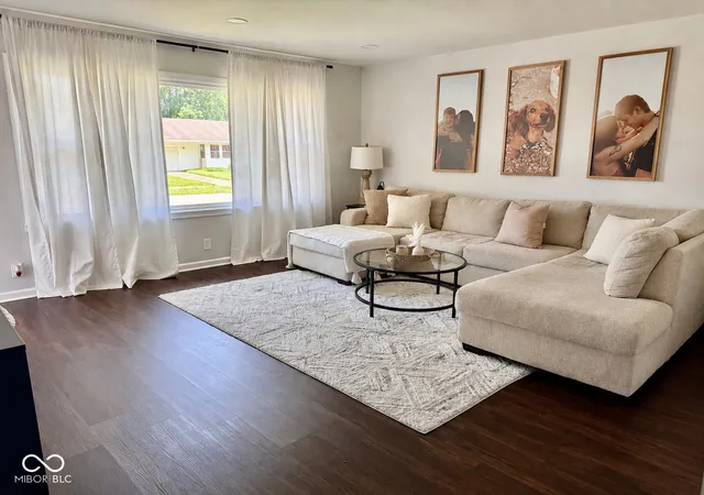 Photo 2 of Sale Pending at 202 Wayside Dr, Plainfield, IN 46168 | MLS# 22103692 | Listing updated on 2026-09-15