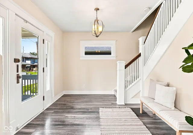 Photo 3 of Single family home for sale at 3029 Broadway St, Indianapolis, IN 46205 | MLS# 22103705 | Listing updated on 2026-10-12