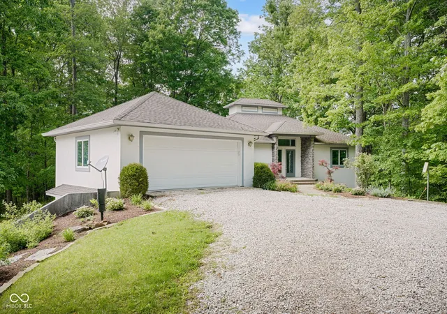 Photo 2 of Single family home for sale at 6889 Foremans Psge Rd, Nashville, IN 47448 | MLS# 22103720 | Listing updated on 2026-09-11