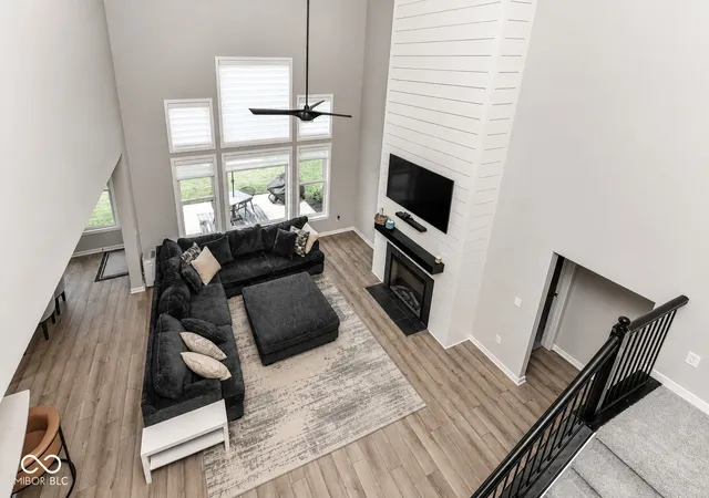 Photo 3 of Sale Pending at 19910 Chatham Green Dr, Westfield, IN 46074 | MLS# 22103755 | Listing updated on 2026-09-08
