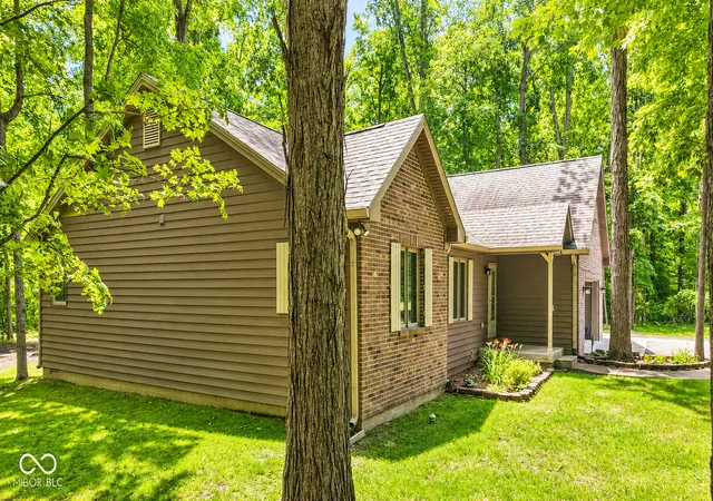 Photo 3 of Sale Pending at 7903 S Howard Prince Dr, Nineveh, IN 46164 | MLS# 22103942 | Listing updated on 2026-10-03