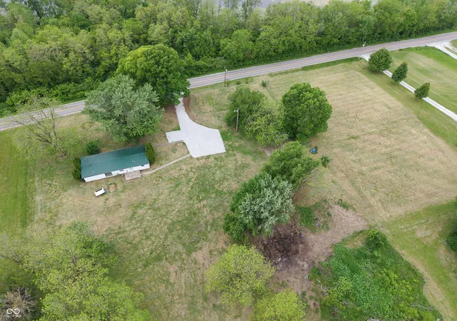 Photo 1 of Sale Pending at 8117 S 500 East, Jonesboro, IN 46938 | MLS# 22104168 | Listing updated on 2026-10-07