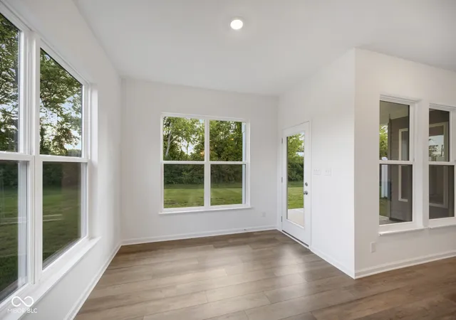 Photo 4 of Single family home for sale at 5534 Aspen Wood Ln, Indianapolis, IN 46239 | MLS# 22104270 | Listing updated on 2026-10-08