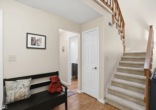 Photo 3 of Sale Pending at 9352 Aberdare Dr, Indianapolis, IN 46250 | MLS# 22104426 | Listing updated on 2026-10-08