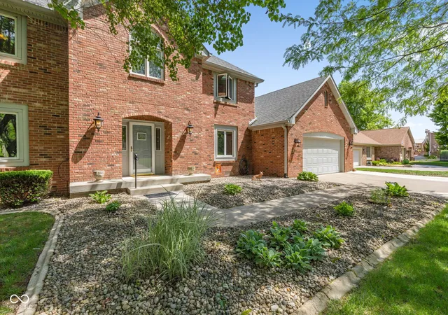 Photo 3 of Single family home for sale at 7172 W Anton Way, New Palestine, IN 46163 | MLS# 22105169 | Listing updated on 2026-09-12