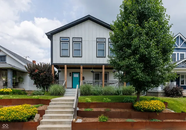 Single family home for sale at 1129 Dawson St, Indianapolis, IN 46203 | MLS# 22105322
