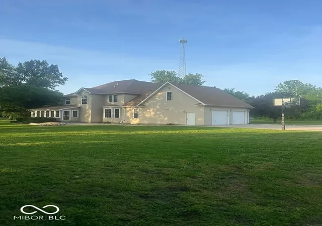 Photo 2 of Sale Pending at 637 Canal St, Worthington, IN 47471 | MLS# 22105460 | Listing updated on 2026-10-26