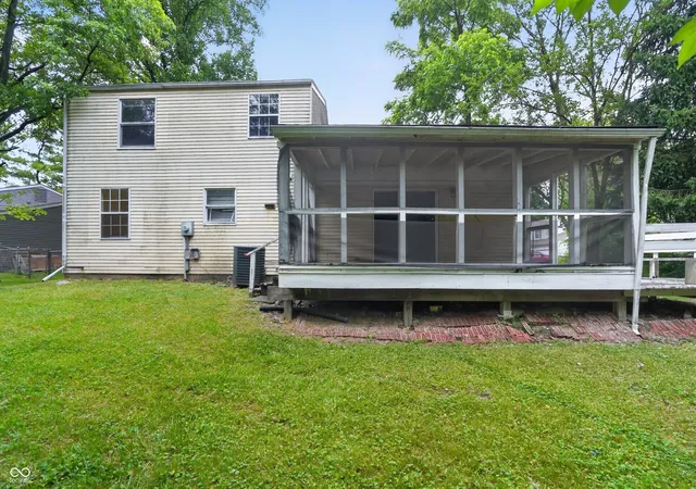Photo 3 of Single family home for sale at 10335 Sheffield Ct, Indianapolis, IN 46229 | MLS# 22105465 | Listing updated on 2026-09-12