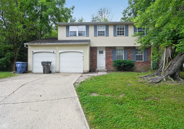 Photo 3 of Single family home for sale at 10335 Sheffield Ct, Indianapolis, IN 46229 | MLS# 22105465 | Listing updated on 2026-09-12