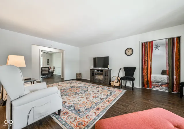 Photo 4 of Sale Pending at 6508 Park Central Way #6508C, Indianapolis, IN 46260 | MLS# 22105749 | Listing updated on 2026-09-14