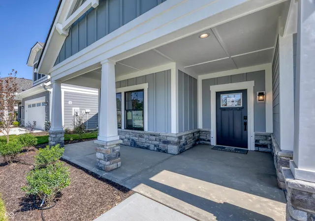 Photo 2 of Single family home for sale at 7073 Yosemite Dr, Zionsville, IN 46077 | MLS# 22105930 | Listing updated on 2026-09-28