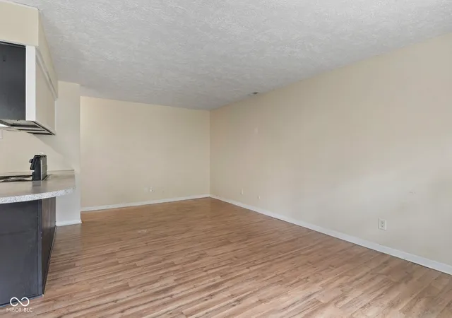 Photo 3 of Single family home for sale at 6627 Muirfield Way, Indianapolis, IN 46237 | MLS# 22106237 | Listing updated on 2026-09-23