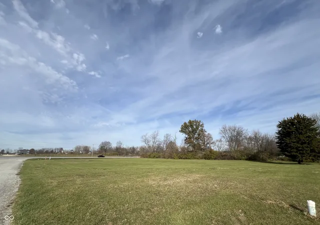 Photo 3 of Sale Pending at 5422 N Sr 9, Anderson, IN 46012 | MLS# 22106242 | Listing updated on 2026-09-11
