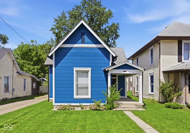 Photo 1 of Single family home for sale at 1515 Pearl St, Anderson, IN 46016 | MLS# 22106418 | Listing updated on 2026-09-24