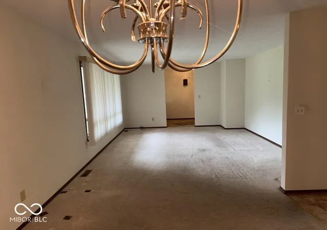 Photo 4 of Single family home for sale at 1605 Cedar Dr, New Castle, IN 47362 | MLS# 22106474 | Listing updated on 2026-09-14