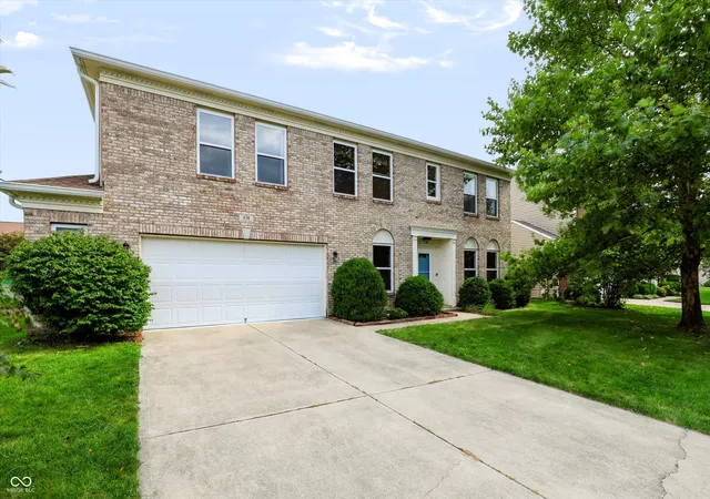 Photo 2 of Single family home for sale at 438 Marengo Trl, Westfield, IN 46074 | MLS# 22107070 | Listing updated on 2026-09-22
