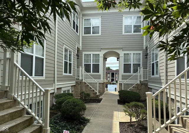 Condo for sale at 6536 Ferguson St #E, Indianapolis, IN 46220 | MLS# 22107143