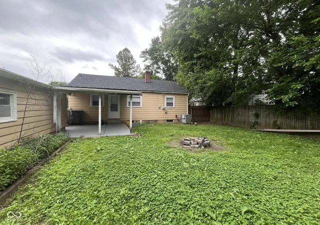 Photo 3 of Single family home for sale at 2326 Kessler Blvd N, Indianapolis, IN 46222 | MLS# 22107175 | Listing updated on 2026-10-01