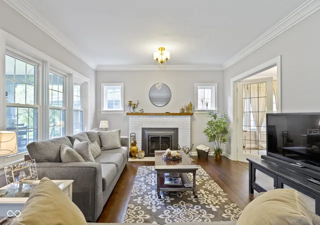 Photo 3 of Single family home for sale at 4506 Washington Blvd, Indianapolis, IN 46205 | MLS# 22107229 | Listing updated on 2026-09-15