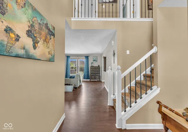 Photo 4 of Single family home for sale at 2905 Shadow Lake Dr, Indianapolis, IN 46217 | MLS# 22107290 | Listing updated on 2026-10-05