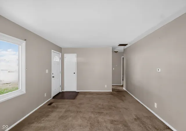 Photo 4 of Single family home for sale at 9926 Montery Rd, Indianapolis, IN 46235 | MLS# 22107680 | Listing updated on 2026-10-01