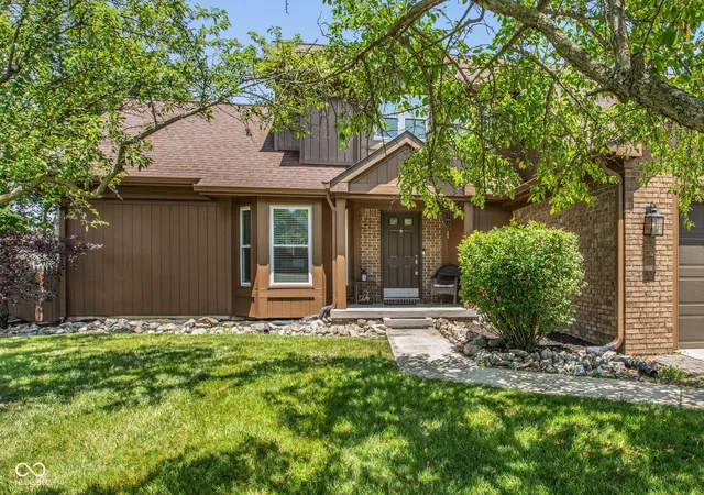 Photo 3 of Single family home for sale at 11666 Capistrano Dr, Indianapolis, IN 46236 | MLS# 22107857 | Listing updated on 2026-10-06