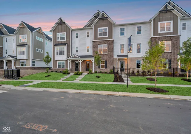 Photo 2 of Townhouse for sale at 5720 Boynton Dr, Noblesville, IN 46062 | MLS# 22107902 | Listing updated on 2026-09-29