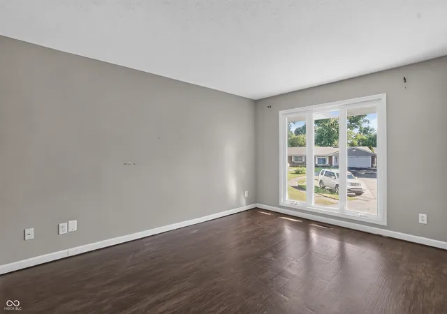Photo 3 of Sale Pending at 8737 Montery Ct, Indianapolis, IN 46226 | MLS# 22107934 | Listing updated on 2026-09-30