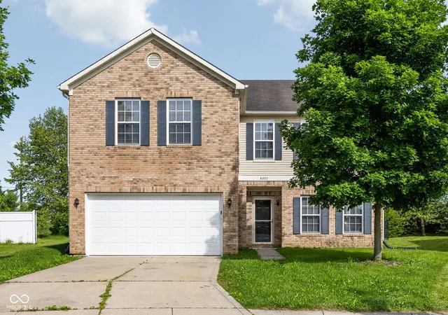 Photo 1 of Sale Pending at 6225 White Rabbit Pl, Indianapolis, IN 46235 | MLS# 22107962 | Listing updated on 2026-09-11