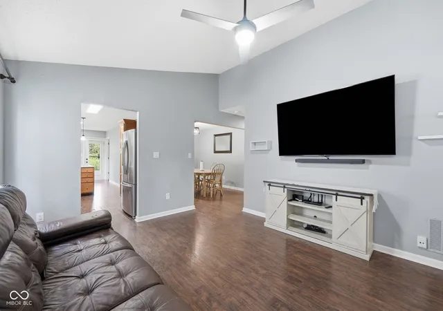 Photo 4 of Sale Pending at 10216 Clear Sky Dr, Avon, IN 46123 | MLS# 22108001 | Listing updated on 2026-09-13